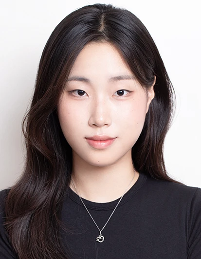 Suhyun Lee